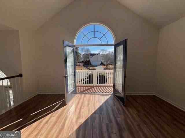 3855 Autumn View Cir Nw - Photo 5 of 47