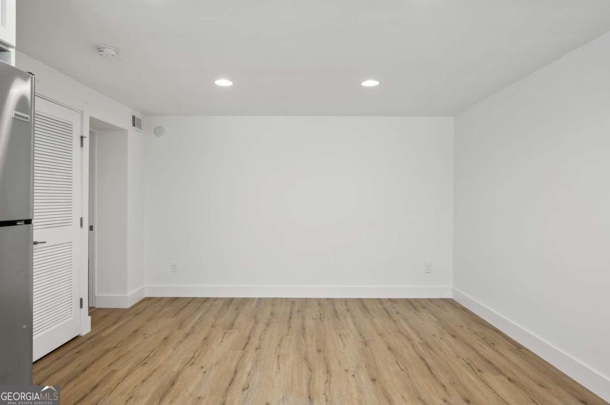 880 Saint Charles Ave Ne #10 - Photo 6 of 20
