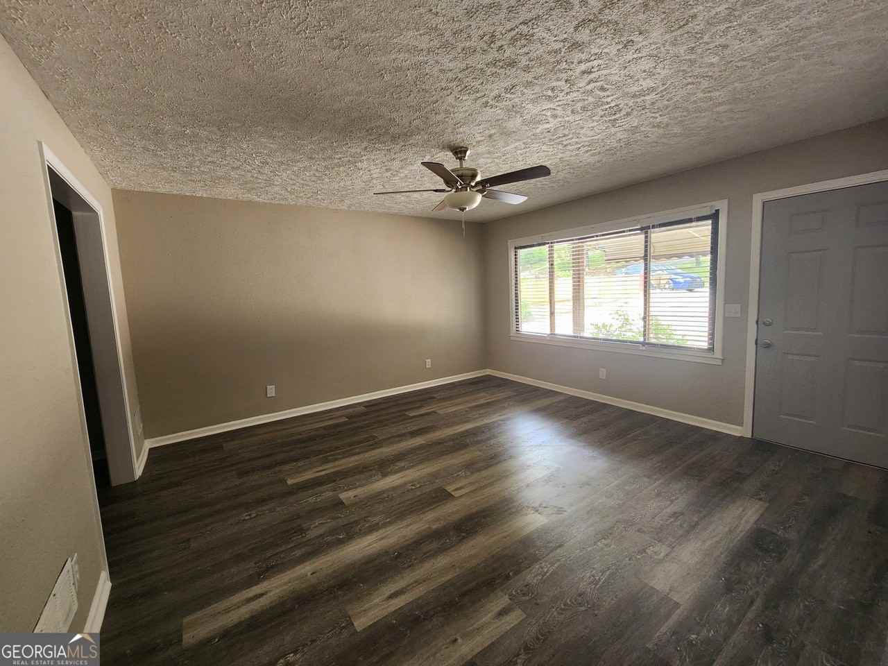 4524 Lasalle Dr - Photo 4 of 22