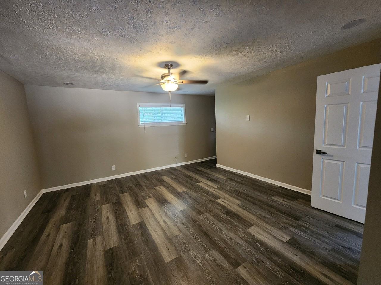 4524 Lasalle Dr - Photo 5 of 22