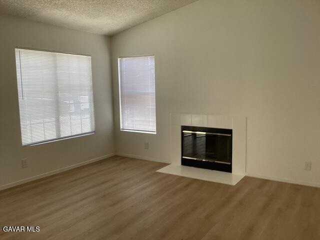 43833 Serenity Ct - Photo 3 of 13