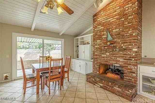 43922 Fenner Ave - Photo 7 of 30