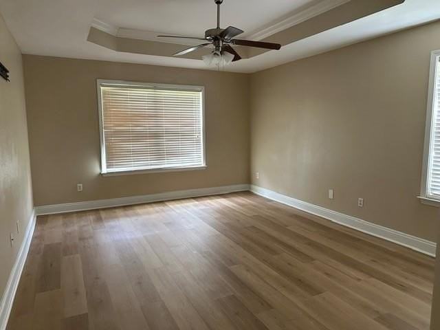 9825 Winchester Dr N - Photo 7 of 15