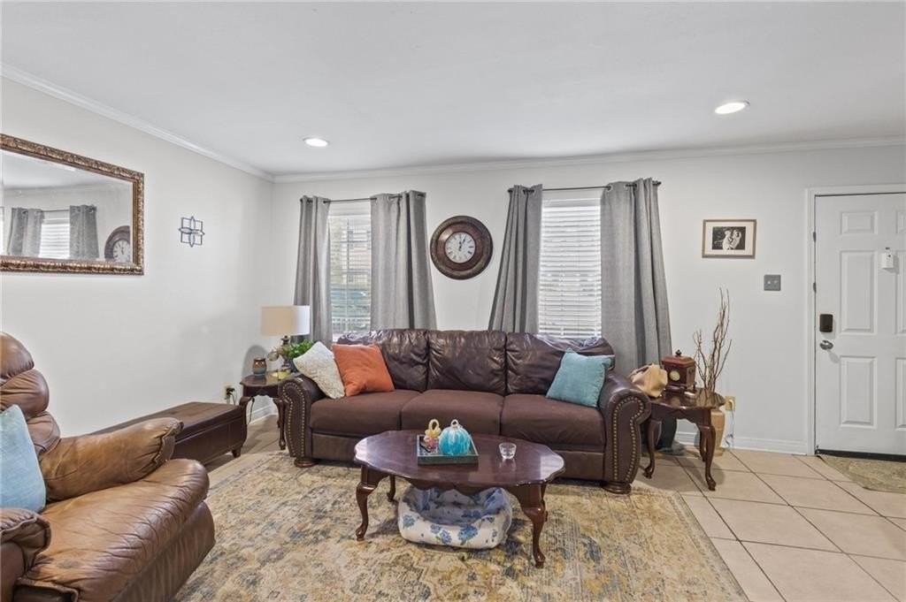 114 Du Rhu Dr #A - Photo 2 of 9