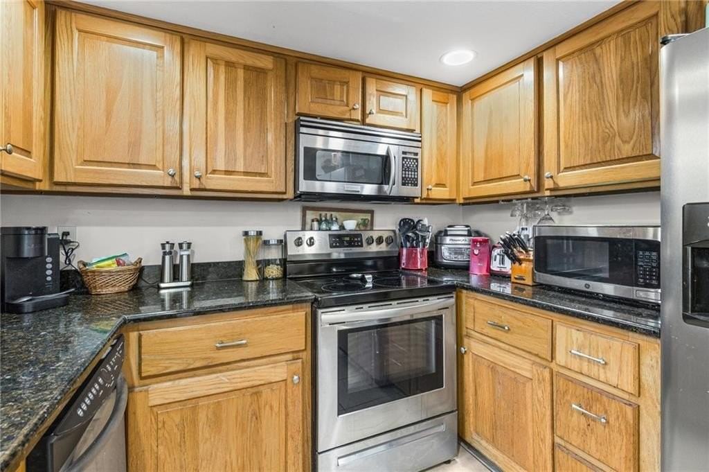 114 Du Rhu Dr #A - Photo 5 of 9