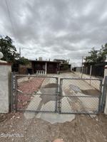 featured image of 1018 Lakewood Rd #B