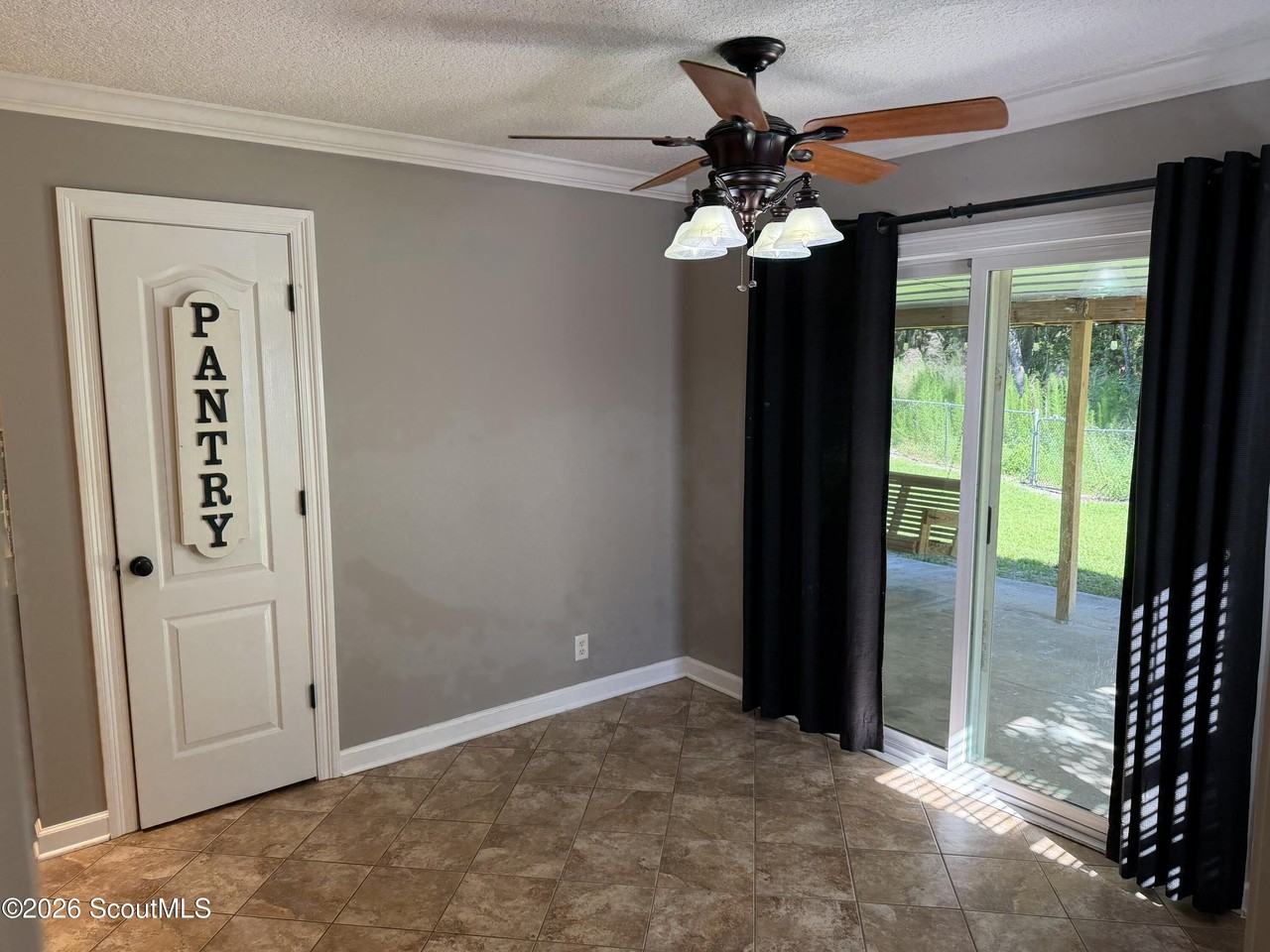 212 Autumn Ridge Ct - Photo 6 of 22