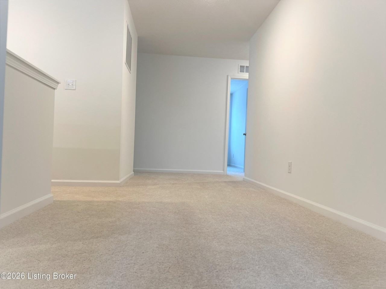 17111 Meander Way - Photo 7 of 33