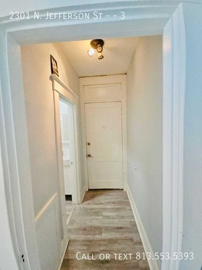 2301 N Jefferson St #3 - Photo 5 of 21