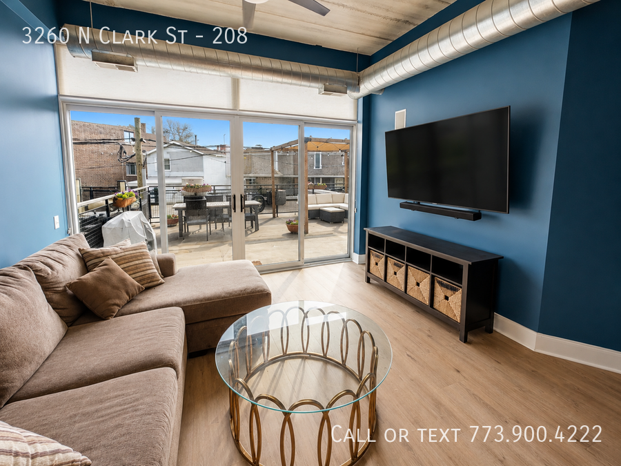 3260 N Clark St #208 - Photo 2 of 17