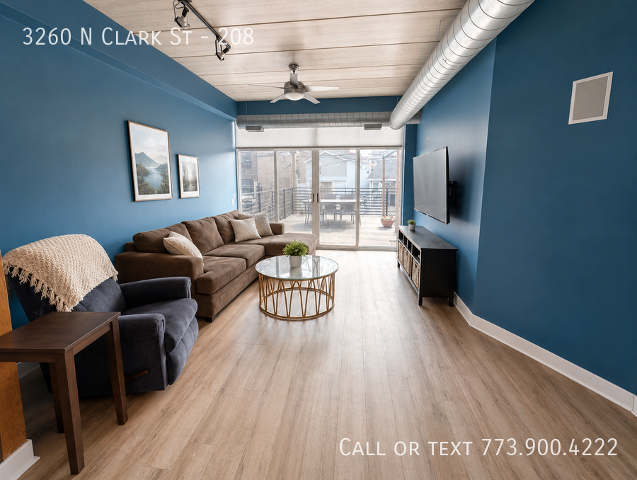 3260 N Clark St #208 - Photo 3 of 17