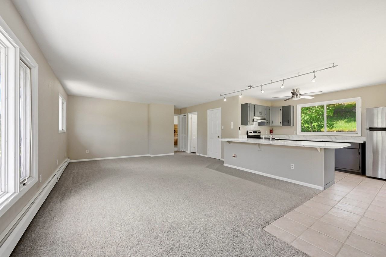 836 Sleepy Hollow Dr #A - Photo 2 of 38