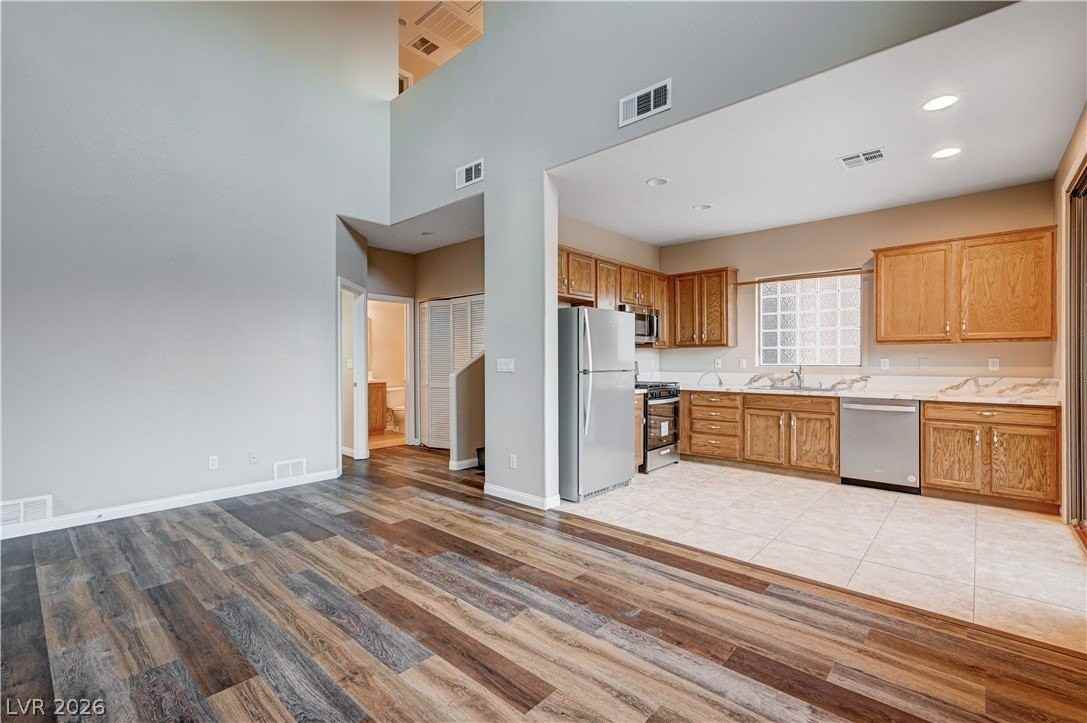 8224 Strawberry Spring St - Photo 7 of 44