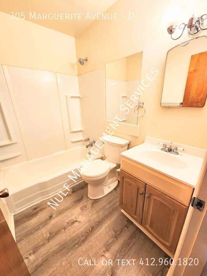 305 Marguerite Ave #D - Photo 3 of 6