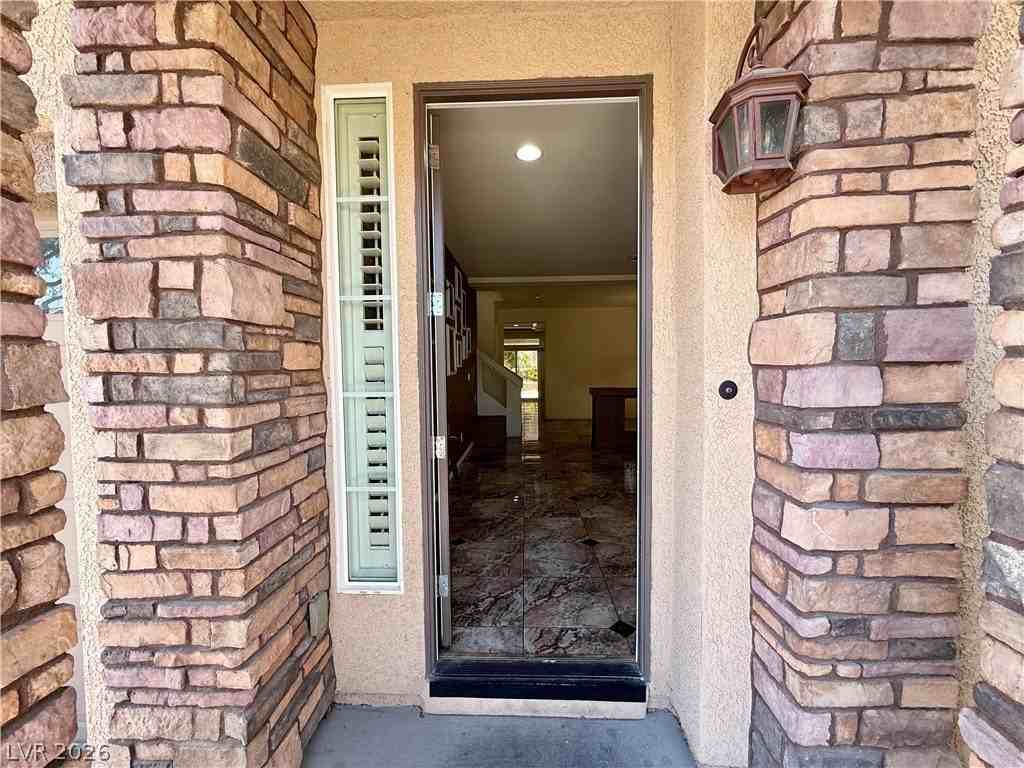 6459 Parrot Ridge Ct - Photo 2 of 23