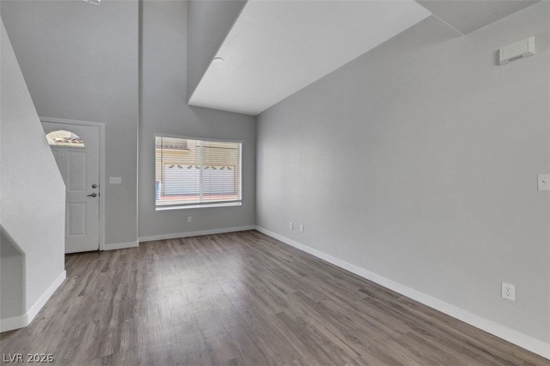 496 Baby Eagle St - Photo 4 of 20
