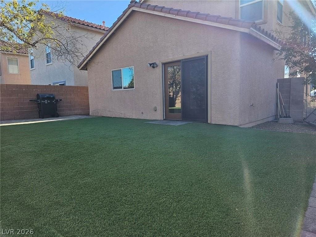 5064 Whistling Acres Ave - Photo 7 of 30