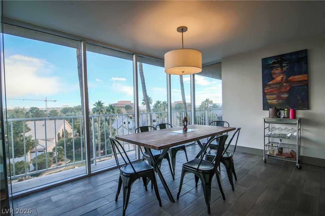 3111 Bel Air Dr #4B - Photo 4 of 20