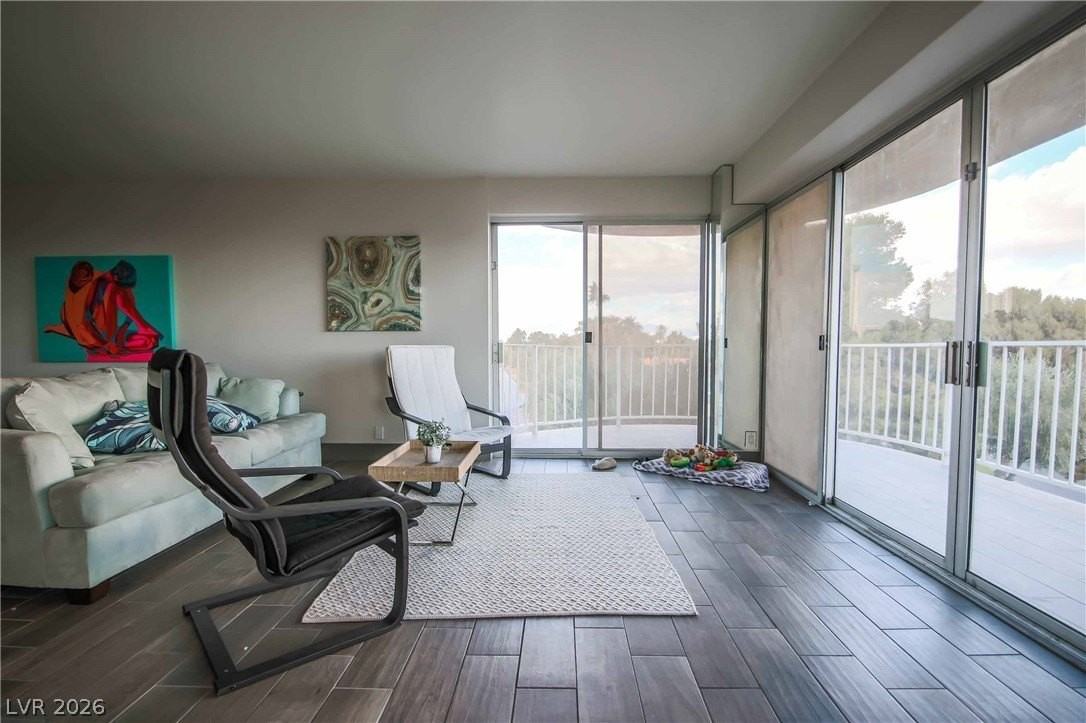 3111 Bel Air Dr #4B - Photo 6 of 20
