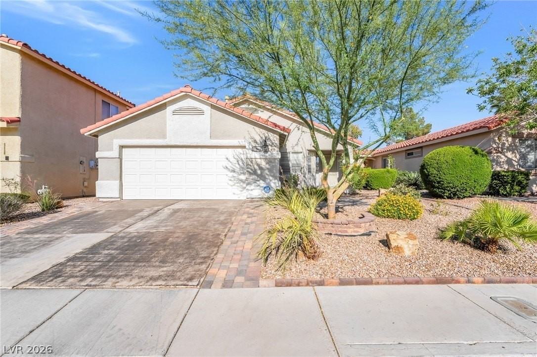 9346 Coral Berry St - Photo 3 of 35