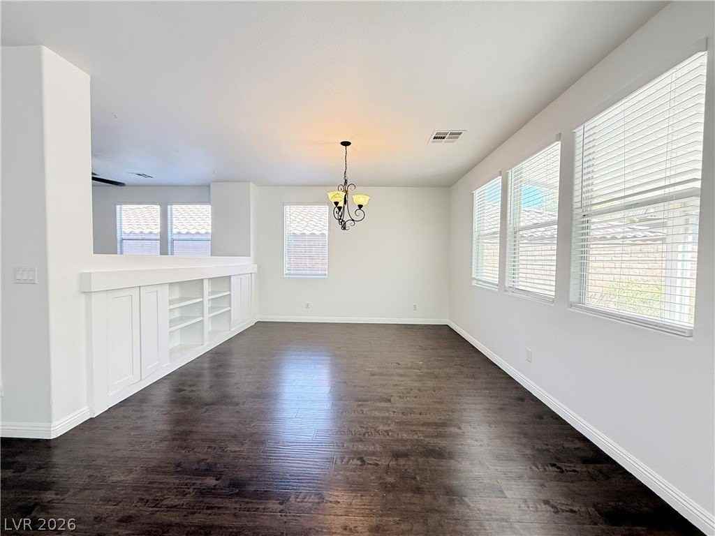 3799 Honey Ridge Ct - Photo 6 of 40