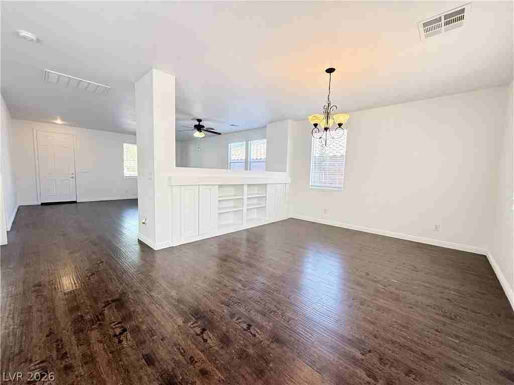 3799 Honey Ridge Ct - Photo 7 of 40