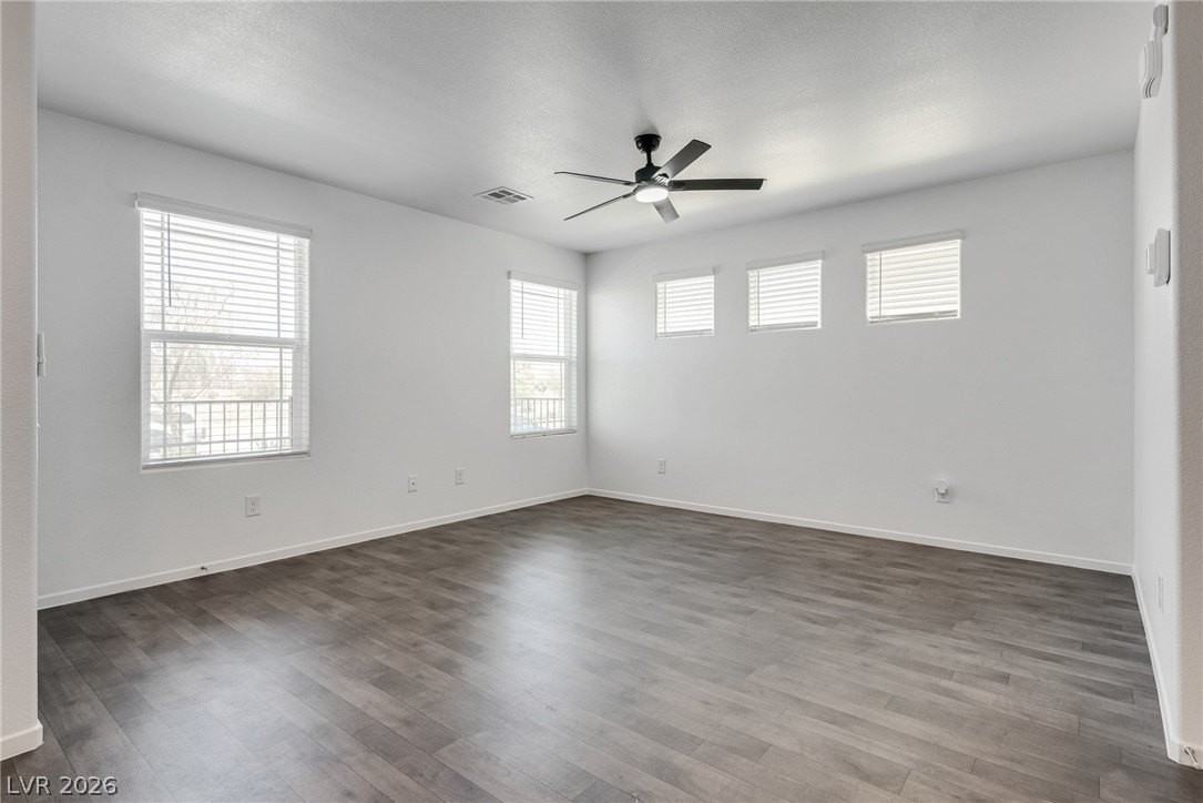 1114 Scarlet Sparrow St - Photo 7 of 25
