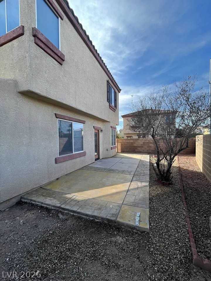 731 Emerald Idol Pl - Photo 4 of 50
