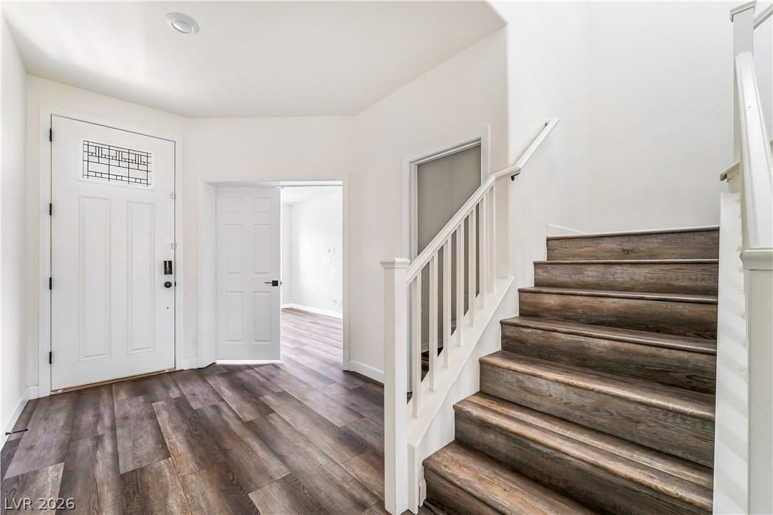 7547 Mojave Wind Ave - Photo 3 of 25