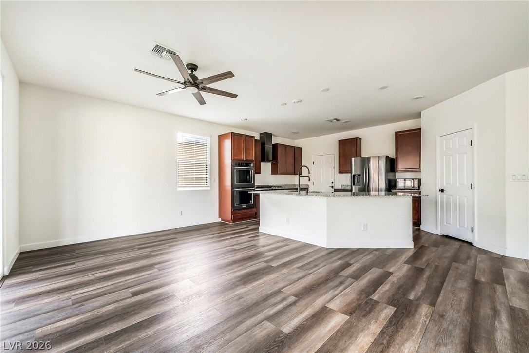 7547 Mojave Wind Ave - Photo 6 of 25