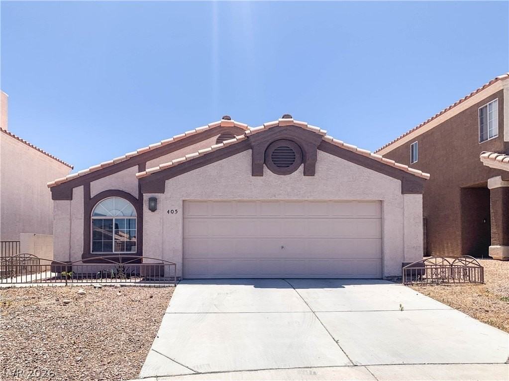 405 Europa Way - Photo 2 of 24