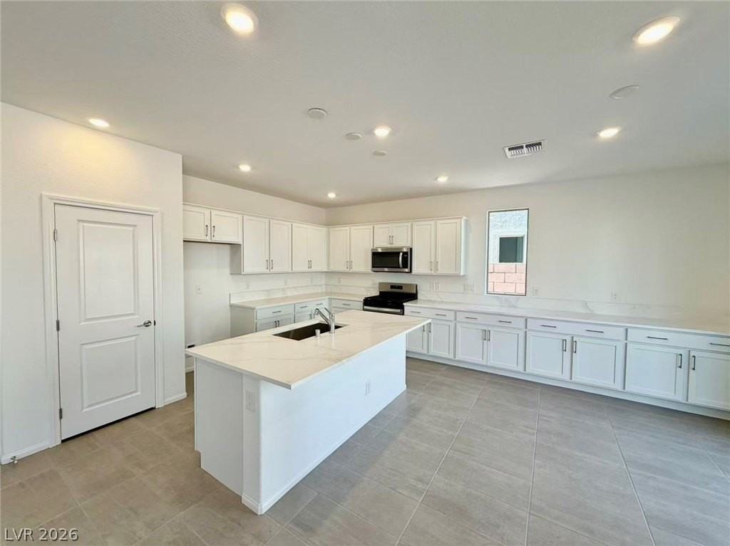 5956 Miller Ln - Photo 6 of 21