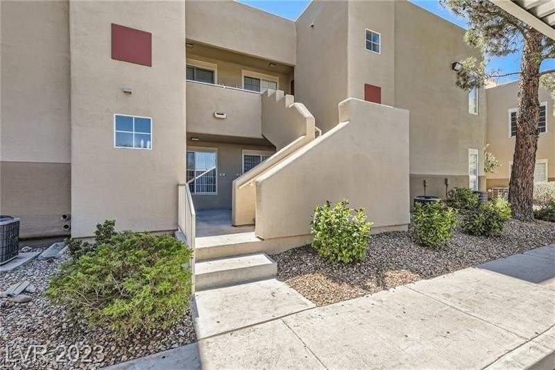 1909 Mountain Hills Ct #206 - Photo 4 of 28