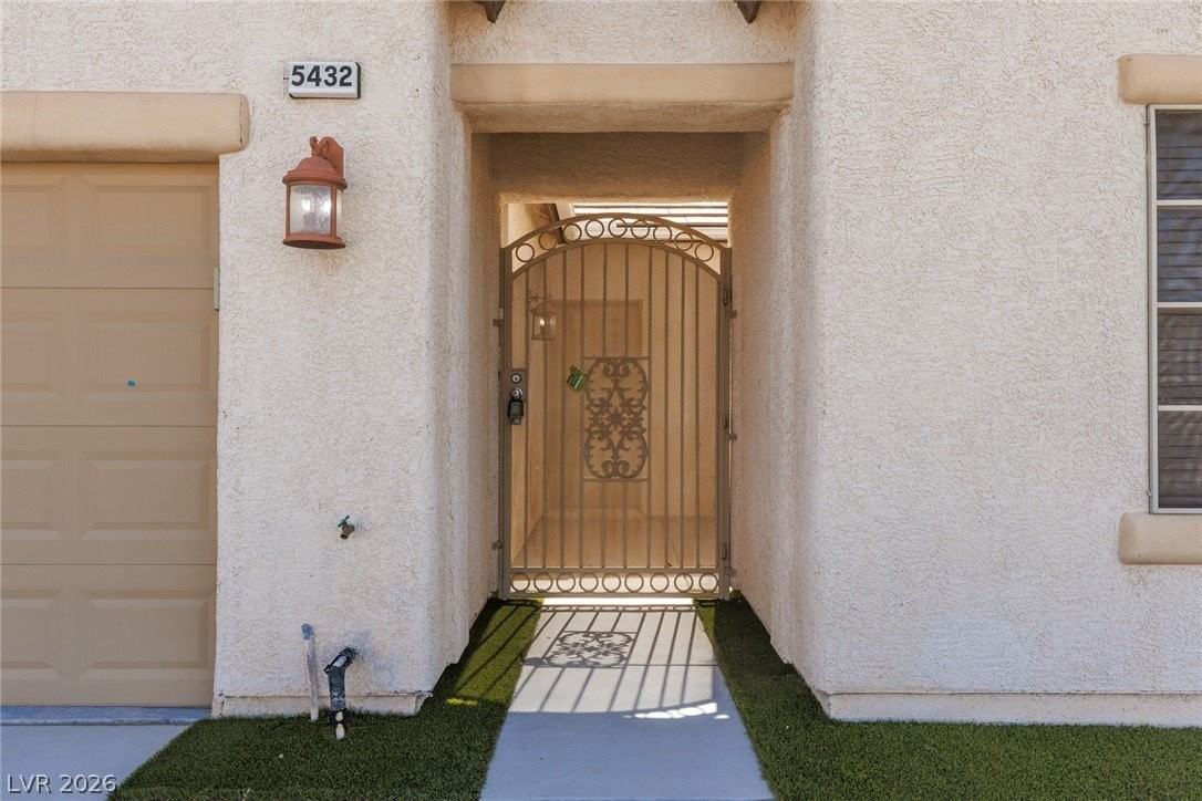 5432 Roaring Surf Dr - Photo 3 of 27
