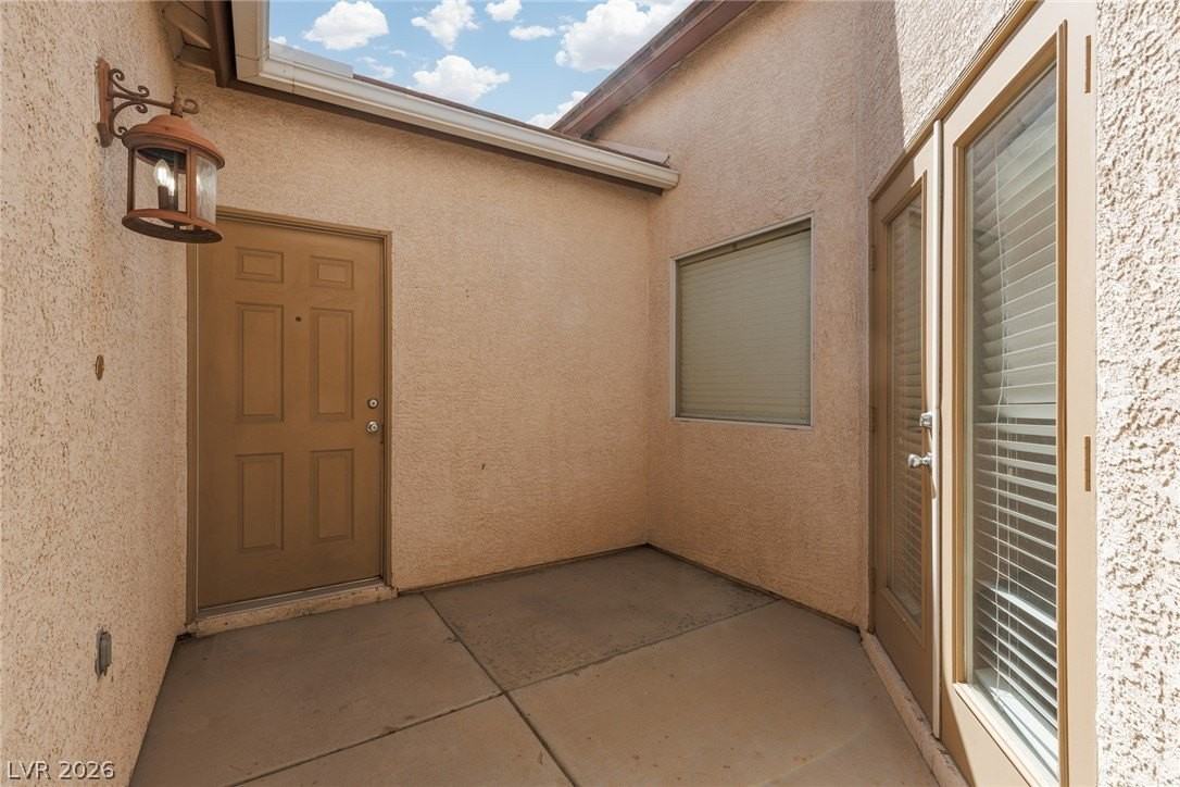 5432 Roaring Surf Dr - Photo 4 of 27