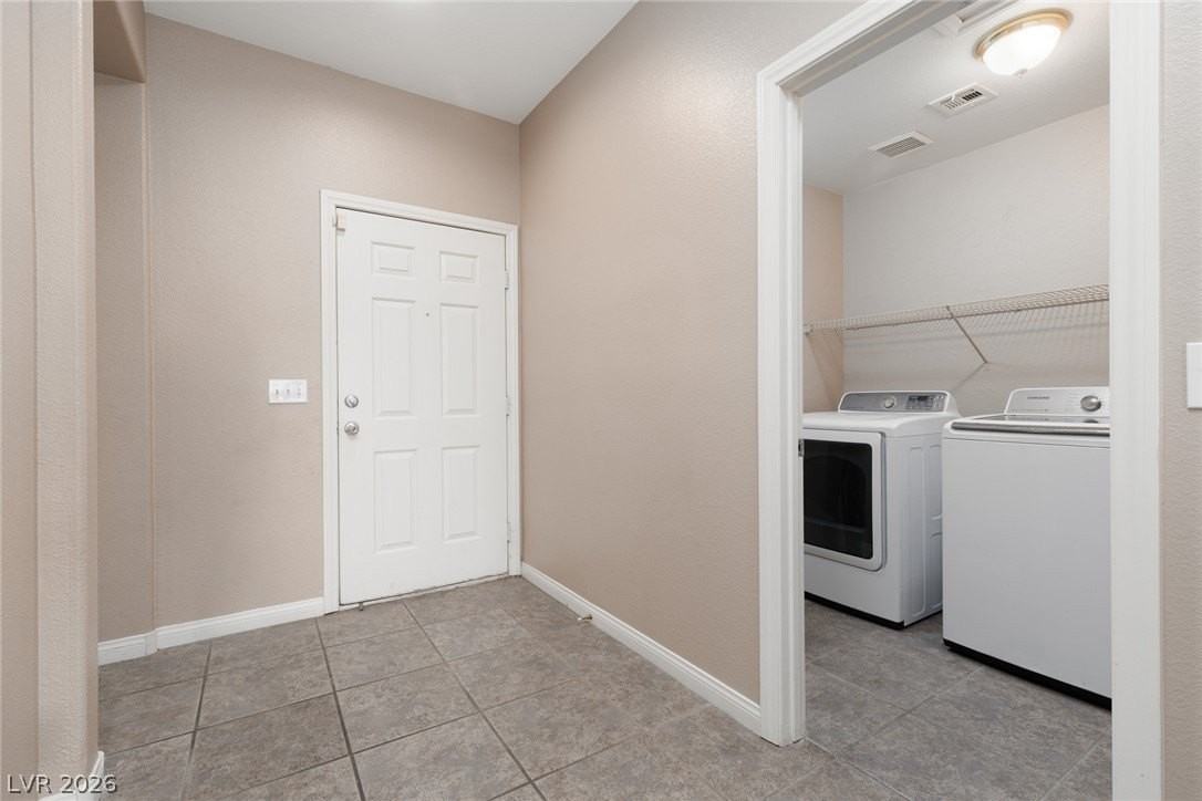 5432 Roaring Surf Dr - Photo 5 of 27