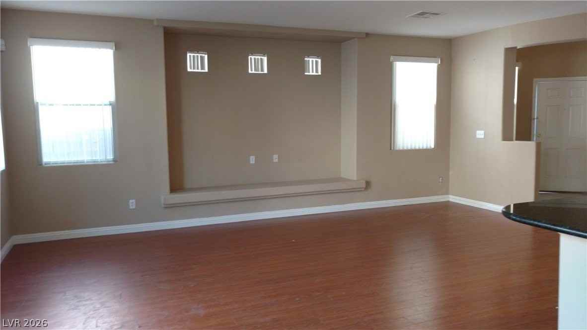 9262 William Hill Ave - Photo 7 of 21