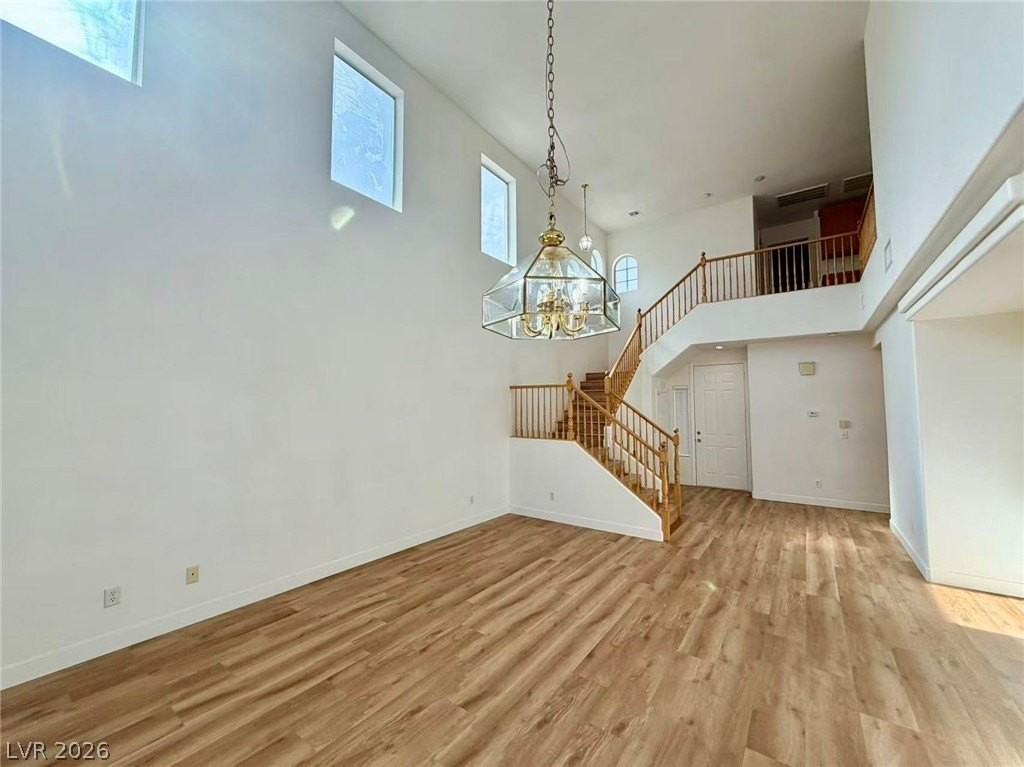 10055 Capistrello Ave - Photo 4 of 22