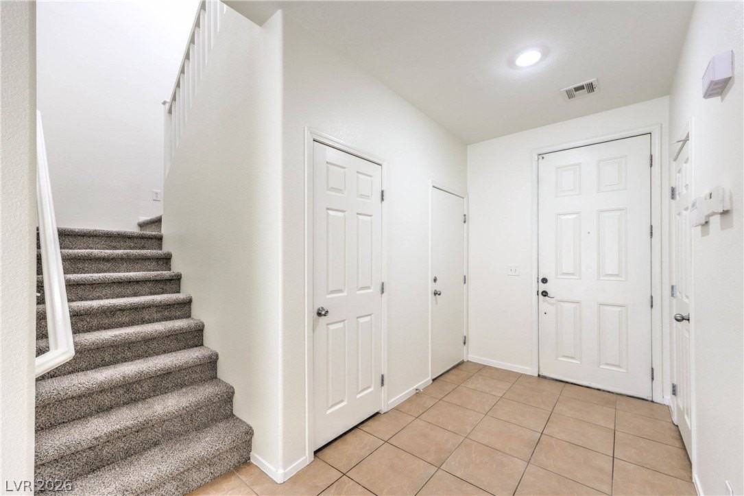 10939 Paradise Rd - Photo 4 of 36