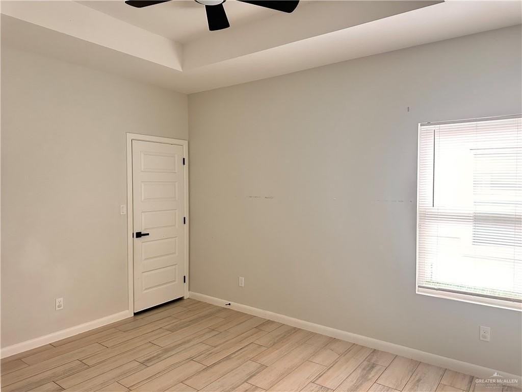 1019 N Clarence Ave #1 - Photo 5 of 8
