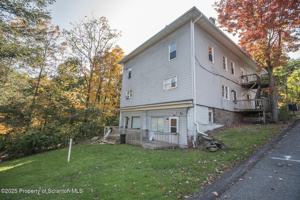 featured image of 211 Grand Ave #6