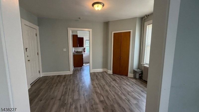 516 Morris Ave - Photo 4 of 9