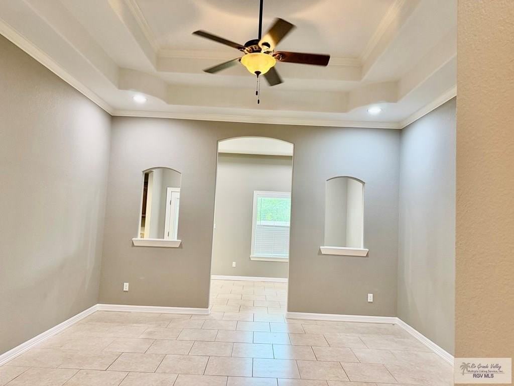 3310 Legacy Ln - Photo 5 of 25