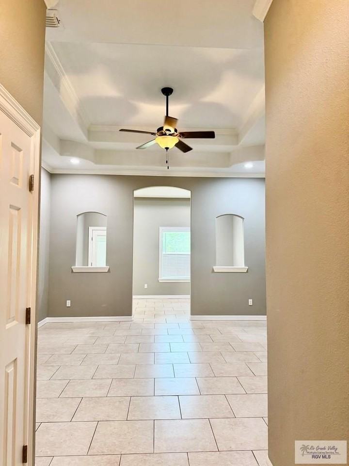 3310 Legacy Ln - Photo 7 of 25