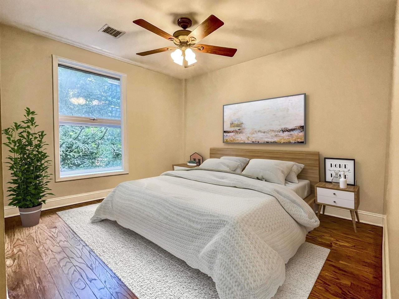 1331 Grand St #209 - Photo 6 of 13