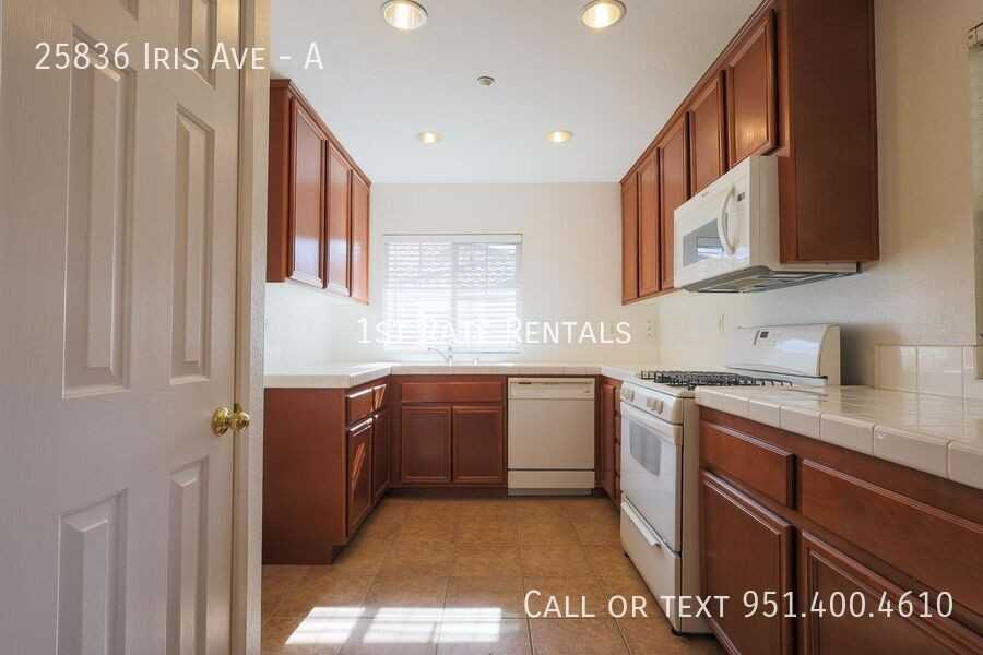 25836 Iris Ave #A - Photo 4 of 10