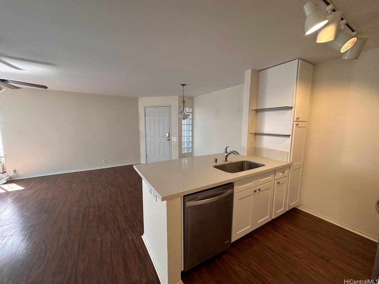 91-242 Hanapouli Cir #26C - Photo 5 of 15