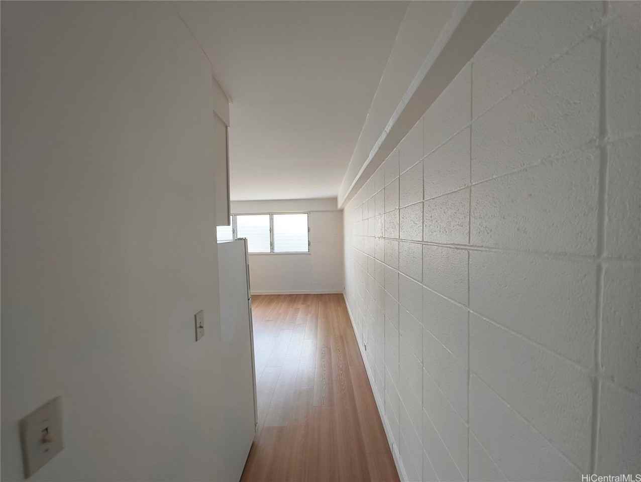 711 Kamuela Ave - Photo 5 of 8