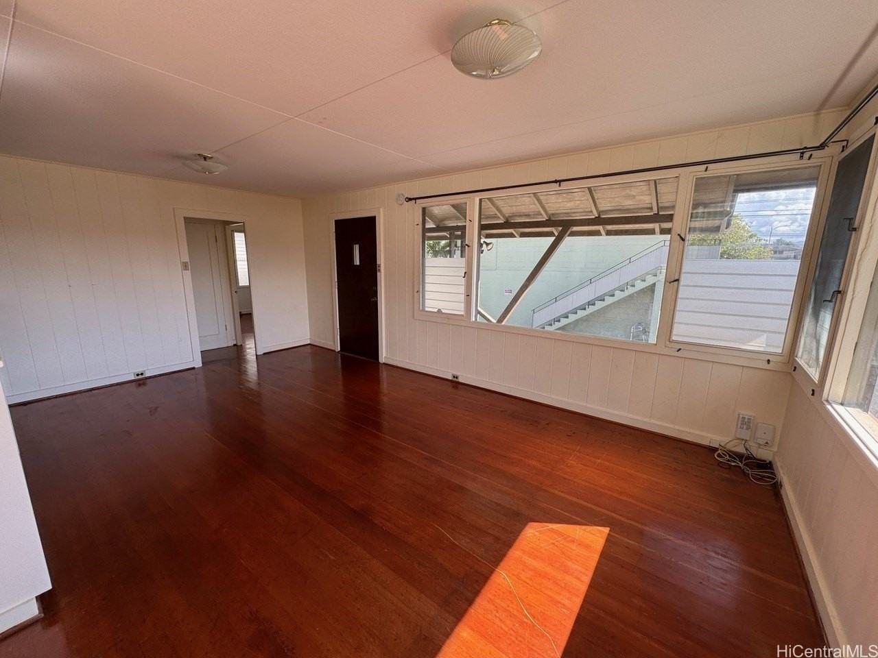 55 Mango St - Photo 4 of 9
