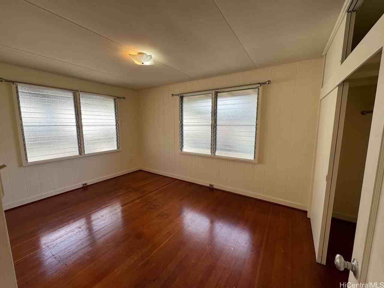 55 Mango St - Photo 5 of 9